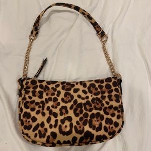 Mini Cheetah Shoulder Bag!